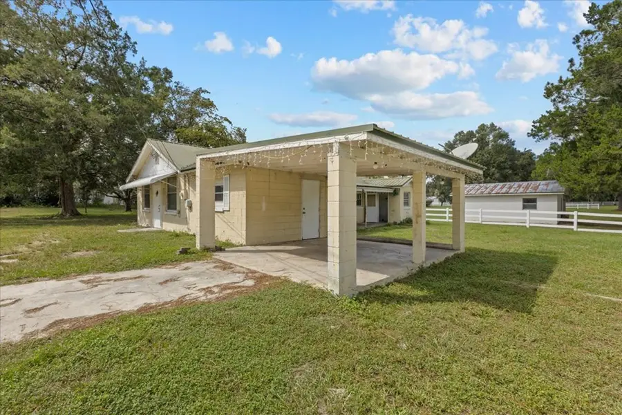 823 E Wade St, Trenton, FL 32693 - #2