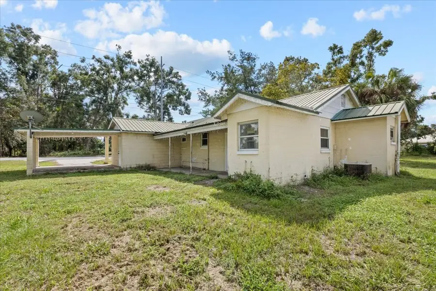 823 E Wade St, Trenton, FL 32693 - #3