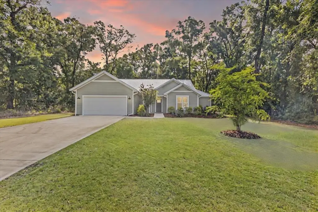 9300 Emily Dr, Fanning Springs, FL 32693 - #1