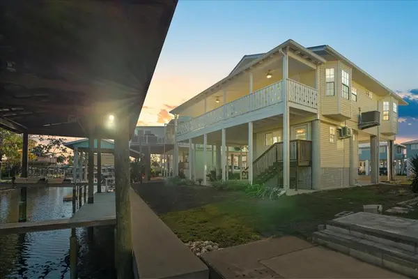 159 SE 245th St, Old Town, FL 32680