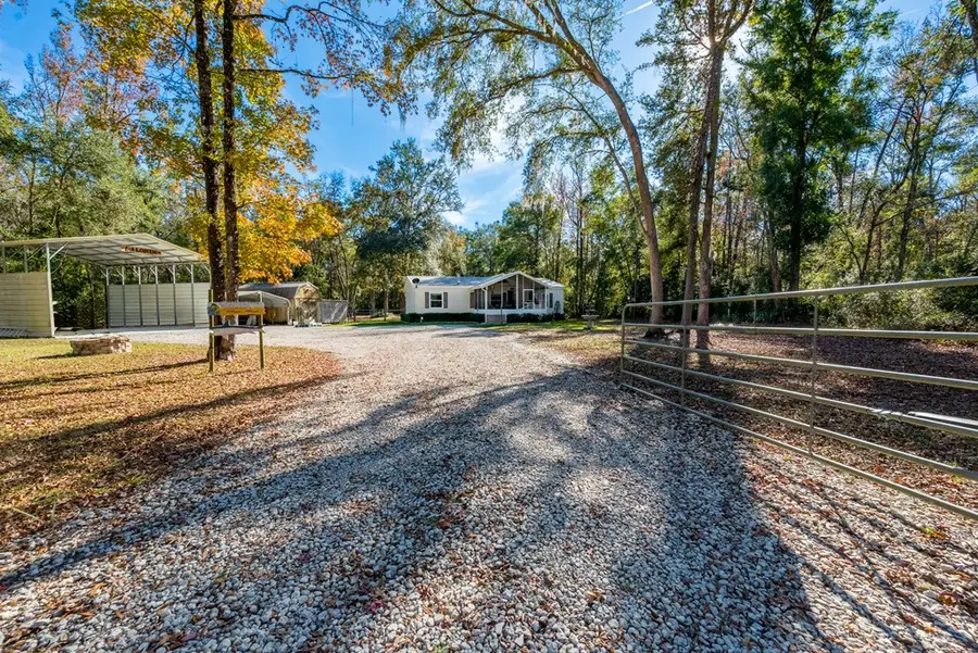 339 NE 194th Ave, Old Town, FL 32680 - #2