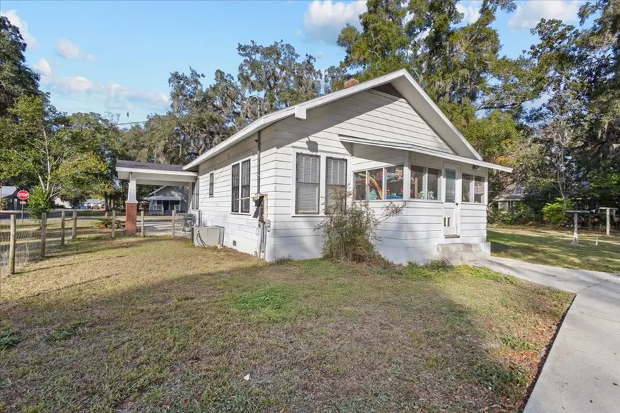 506 NE 2nd St, Trenton, FL 32693 - #3