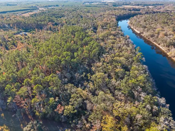 625 NE Holly Rd, Branford, FL 32008