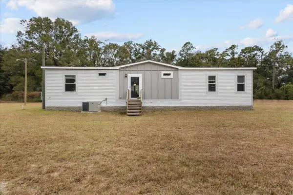 4754 SW 10th St, Bell, FL 32619