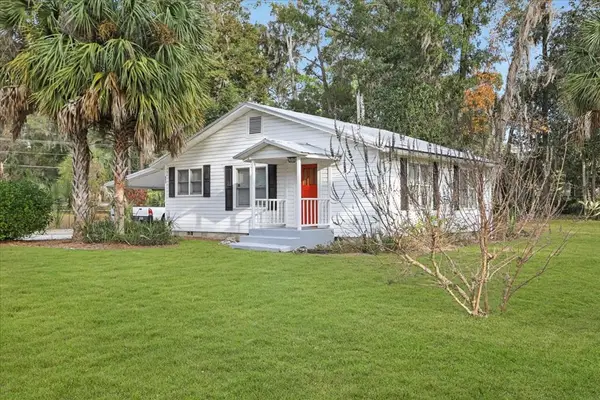 18763 NW 235th St, High Springs, FL 32643