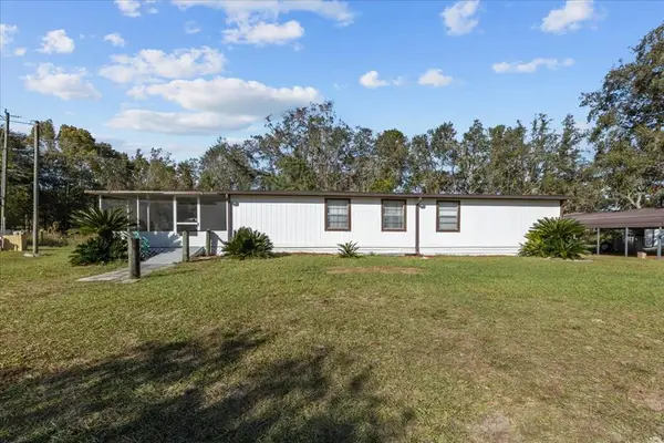 8551 NE 61st Pl, Bronson, FL 32621