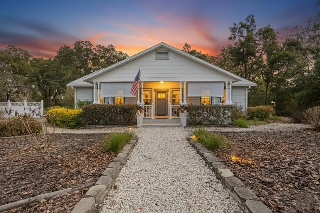 9513 NW State Rd 45, High Springs, FL 32643 - #1