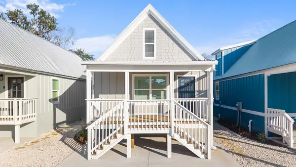 33 SW 877th St, Steinhatchee, FL 32359