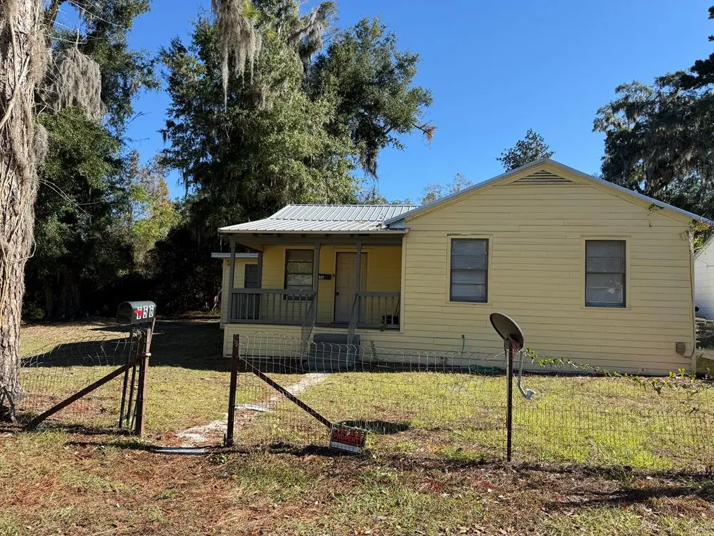 656 NE Lake Drive, Lake City, FL 32055 - #1