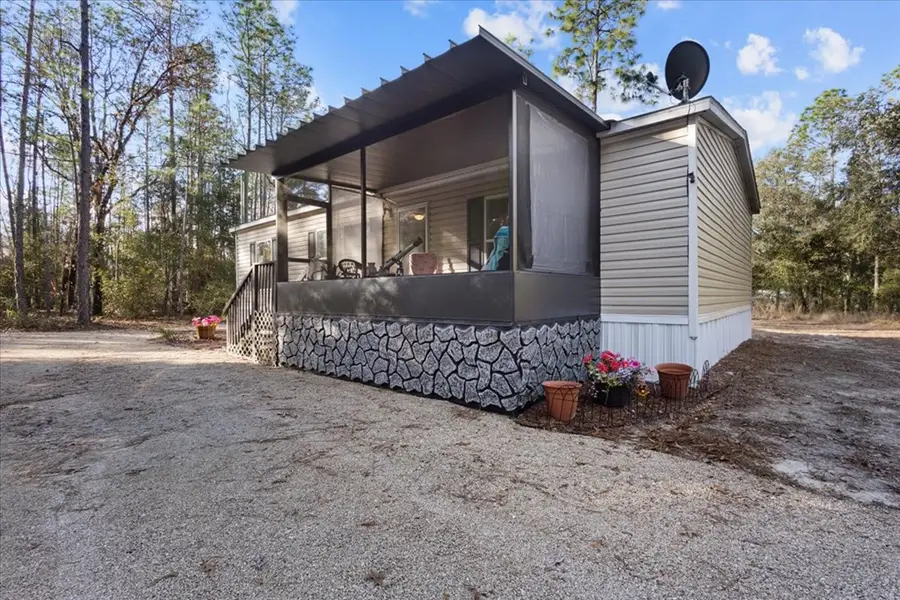 5829 NW 11th Ave, Bell, FL 32619 - #2