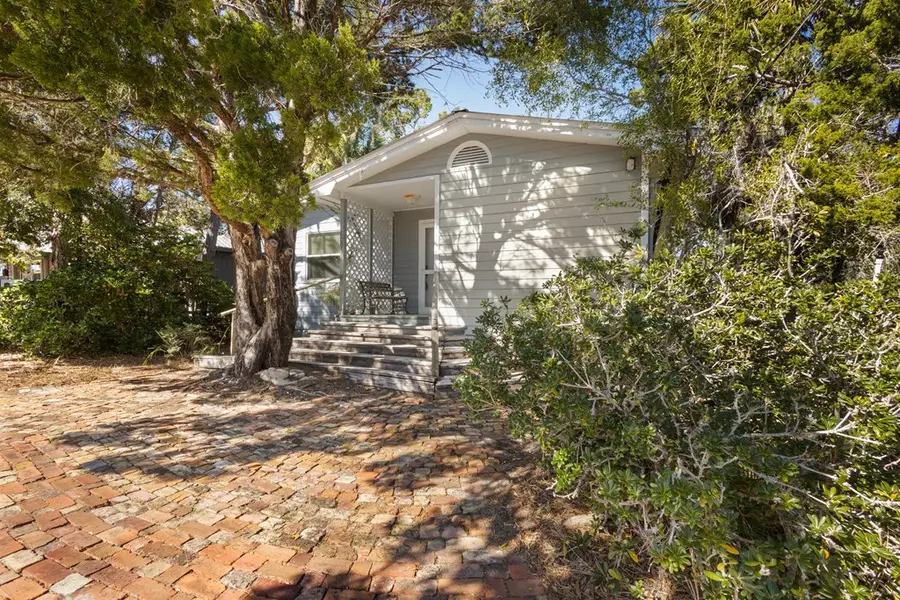 809 7th St, Cedar Key, FL 32625 - #3