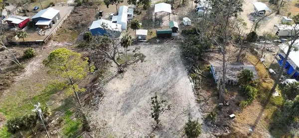 2nd St, Steinhatchee, FL 32359