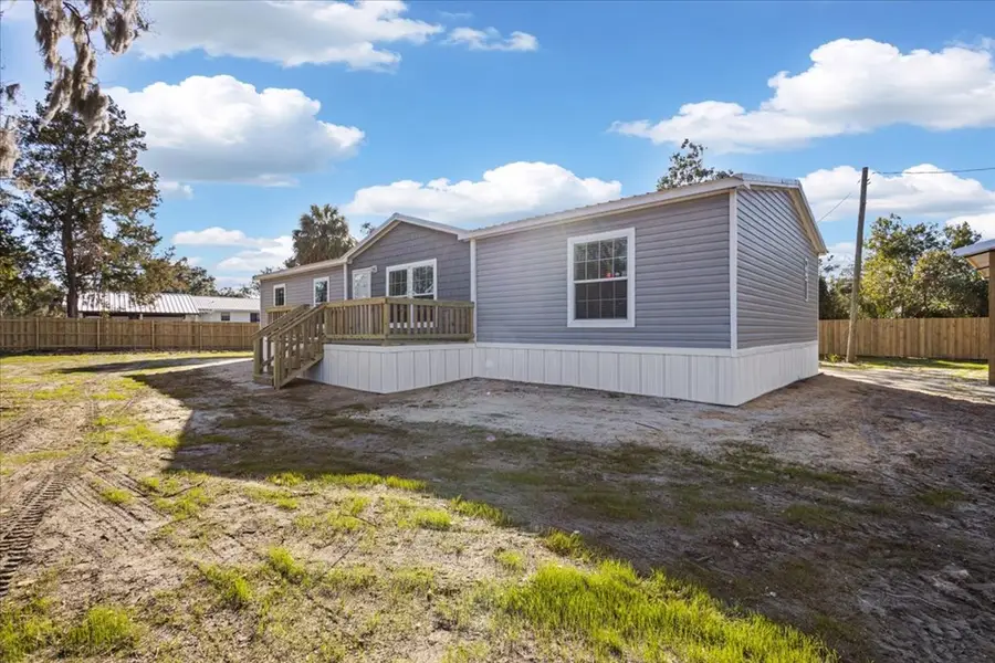 135 NE 152nd St, Cross City, FL 32628 - #2