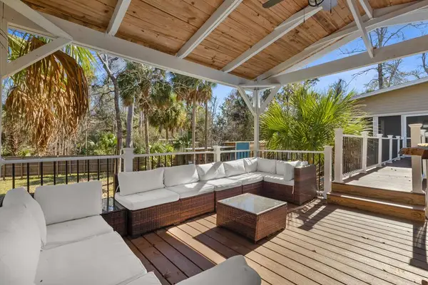 1532 NE Palm St, Steinhatchee, FL 32359