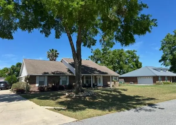 25338 SW 21st Pl, Newberry, FL 32669