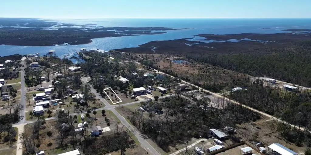 319 NW Stephens St, Steinhatchee, FL 32359 - #1