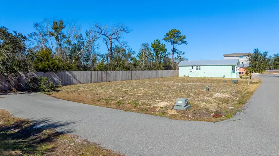 SW 879th St, Steinhatchee, FL 32359 - #3