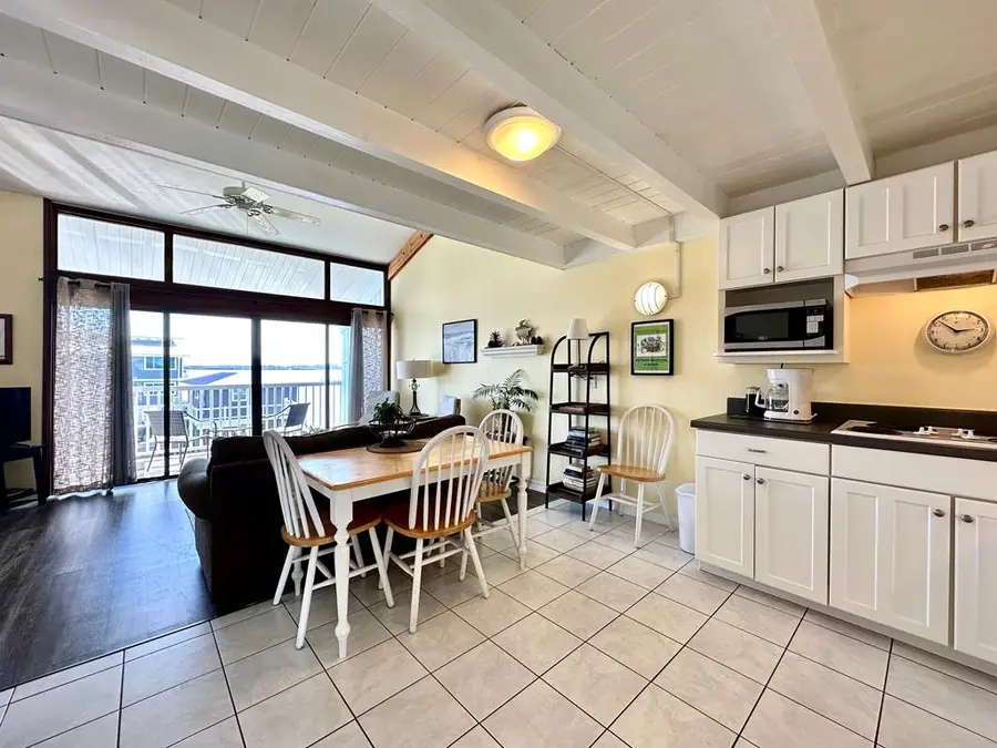 82 2nd St #314, Cedar Key, FL 32625 - #3