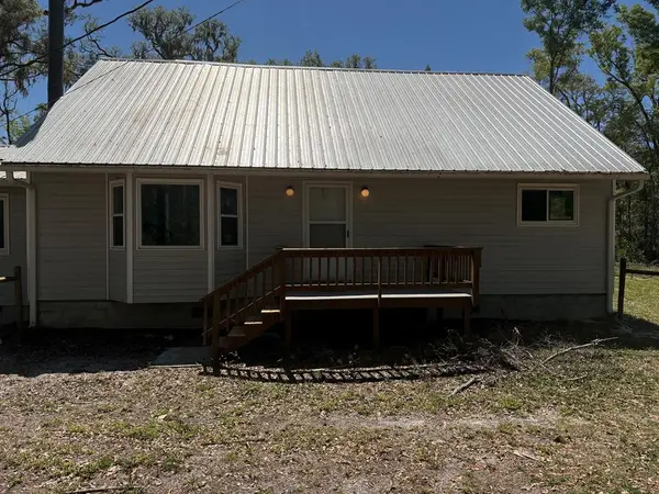 573 NE 219th Ave, Old Town, FL 32680