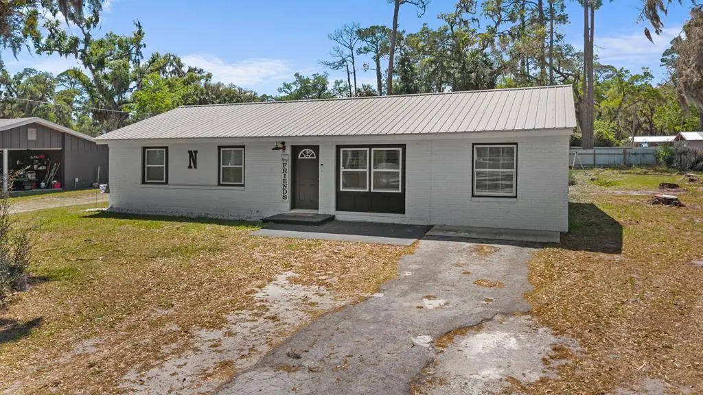 174 SE 12th Ave, Cross City, FL 32628 - #1