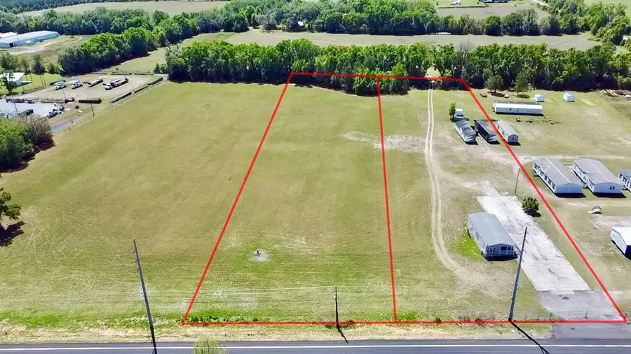 N Wade St, Trenton, FL 32693 - #2