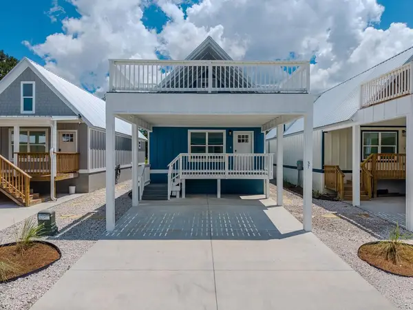 37 SW 877th St, Steinhatchee, FL 32359