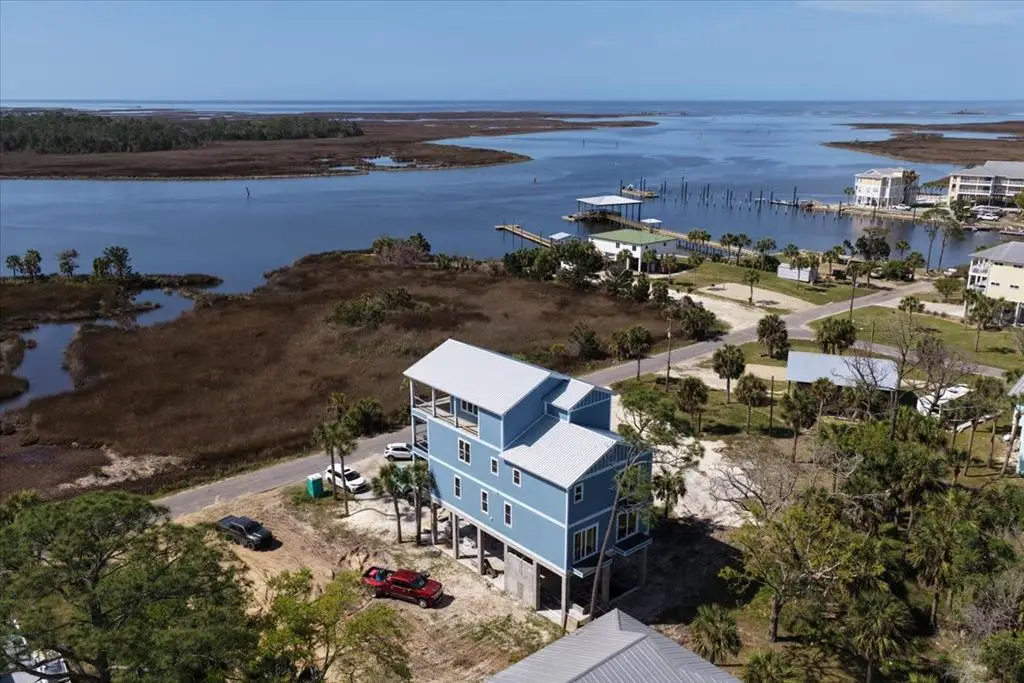 207 NW First Ave, Steinhatchee, FL 32359 - #1