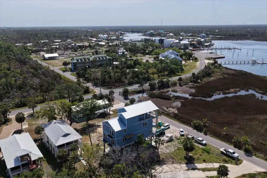 207 NW First Ave, Steinhatchee, FL 32359 - #3