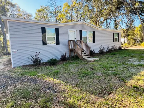 17370 NW 80th Ter, Fanning Springs, FL 32693