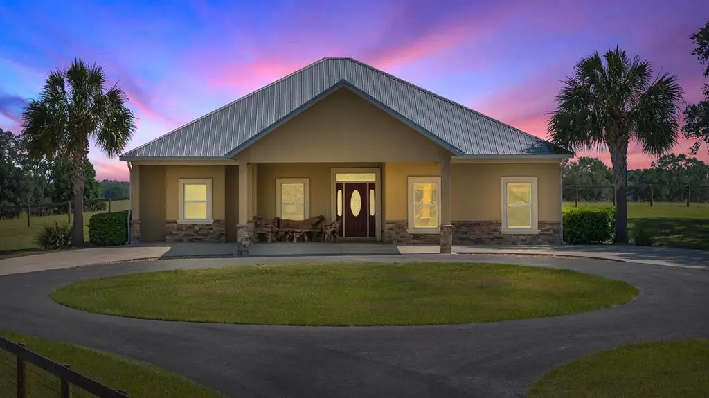 20551 SE 80th St, Morriston, FL 32668 - #1