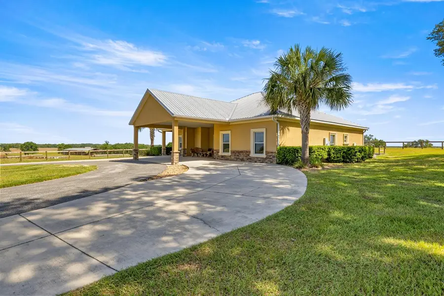 20551 SE 80th St, Morriston, FL 32668 - #3