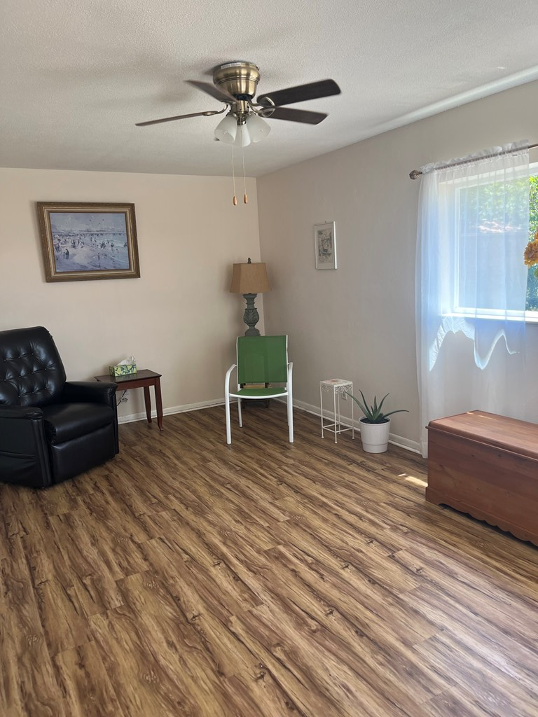 216 NE Third St, Trenton, FL 32693 - #2