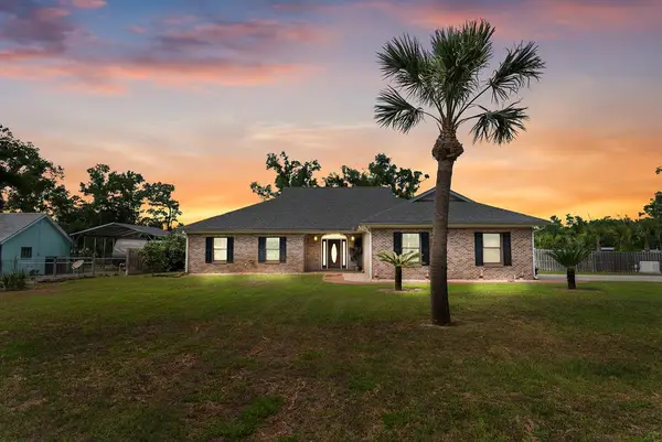 1415 NE 1st Ave, Steinhatchee, FL 32539