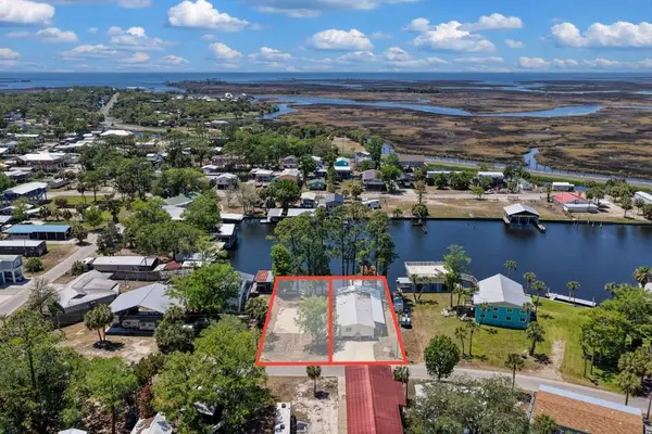 53 SE 241st St, Suwannee, FL 32692