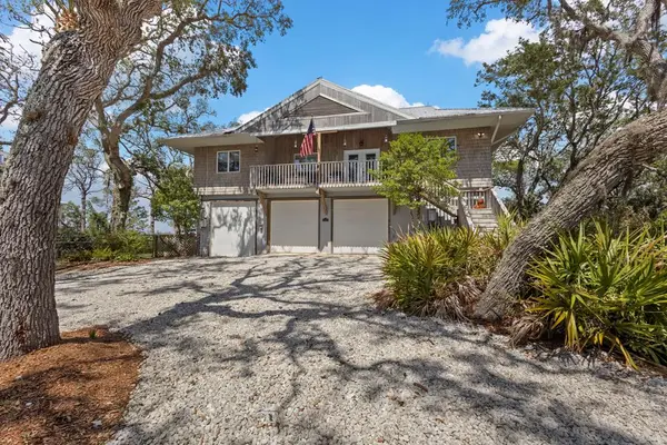 11471 SW 154th Ave, Cedar Key, FL 32625