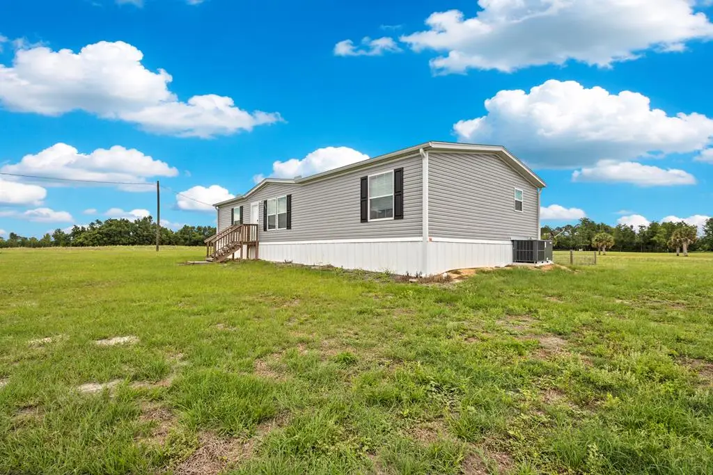 9870 SW 62nd Ct, Trenton, FL 32693 - #1