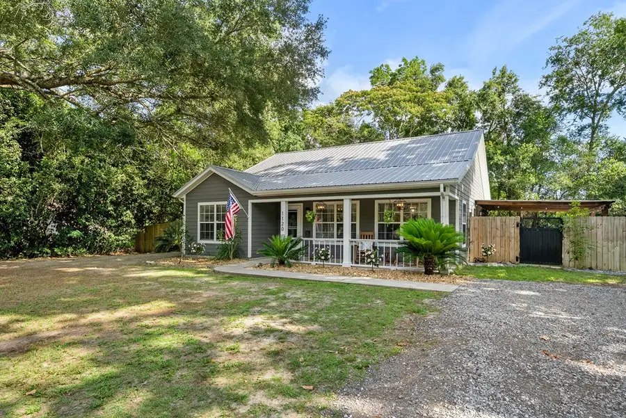1120 SW 6th Ave, Trenton, FL 32693 - #2