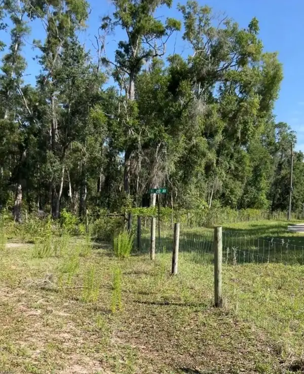 NE 489th St, Old Town, FL 32680