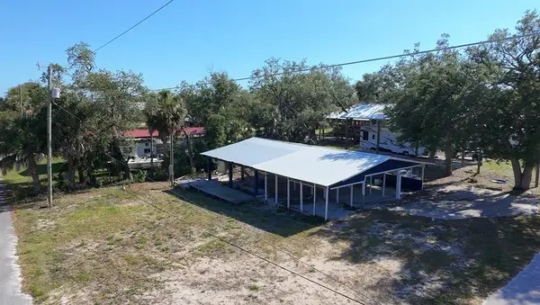122 E 5th Ave, Horseshoe Beach, FL 32648
