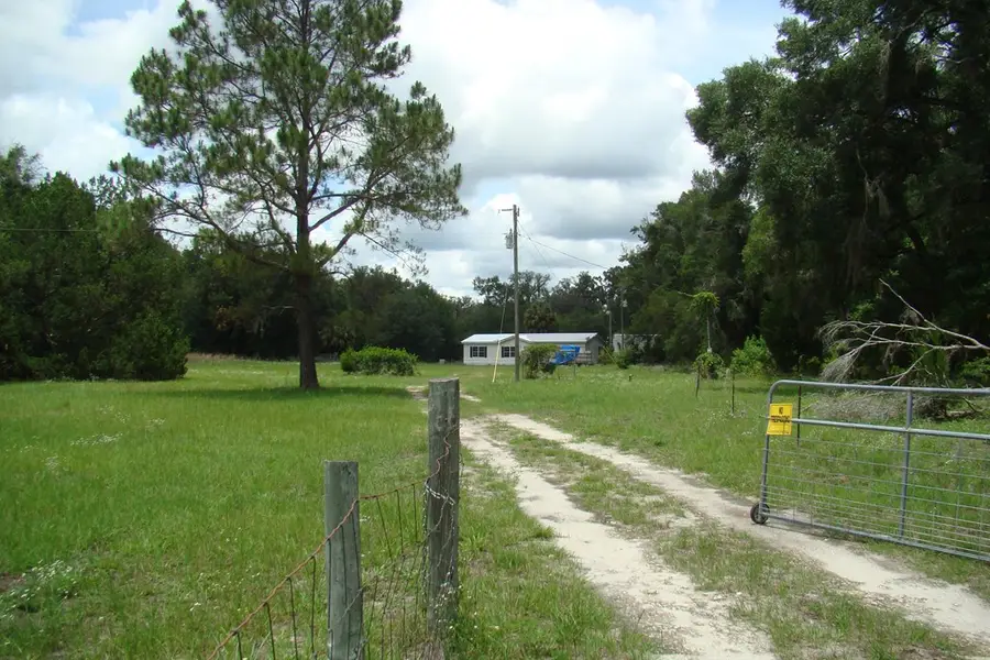 1001 NE 82nd Ave, Old Town, FL 32680 - #3