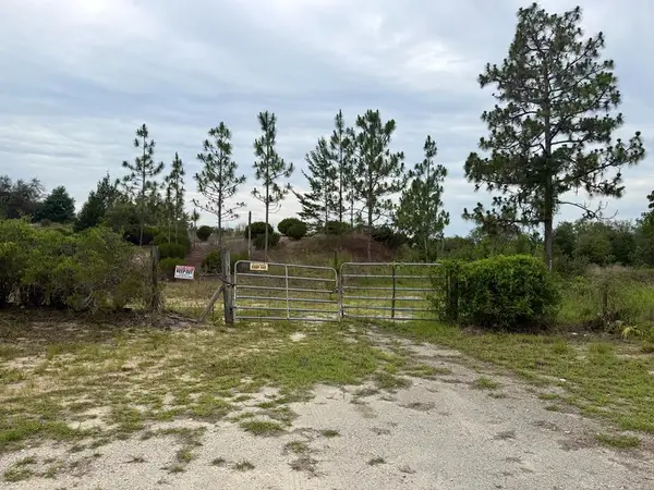 12390 NE 75th St, Bronson, FL 32621