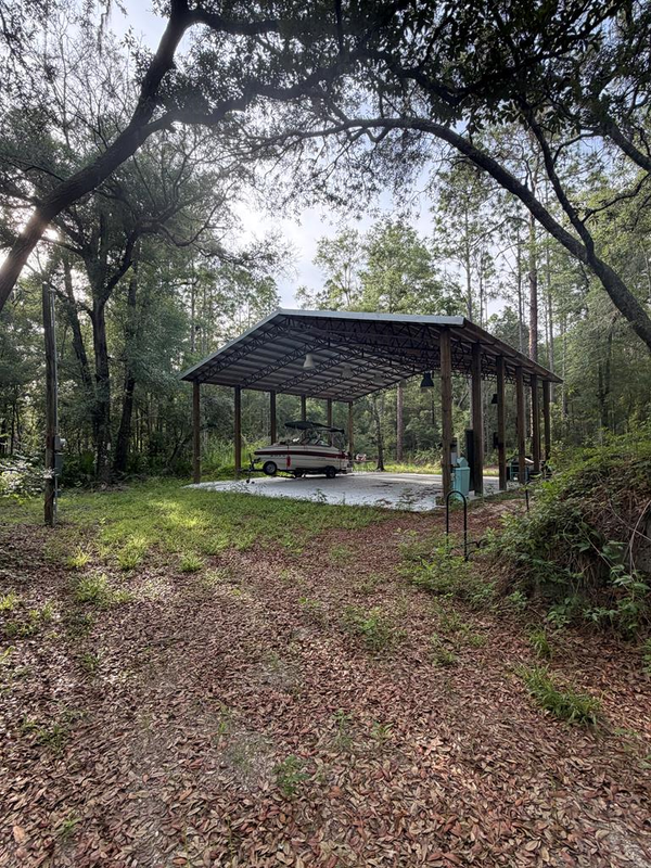 709 NE 829th St, Old Town, FL 32680