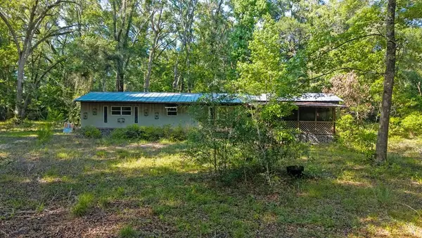 663 NE 260th Ave, Old Town, FL 32680