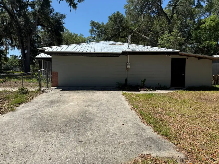 407 SW 1st St, Trenton, FL 32693 - #2
