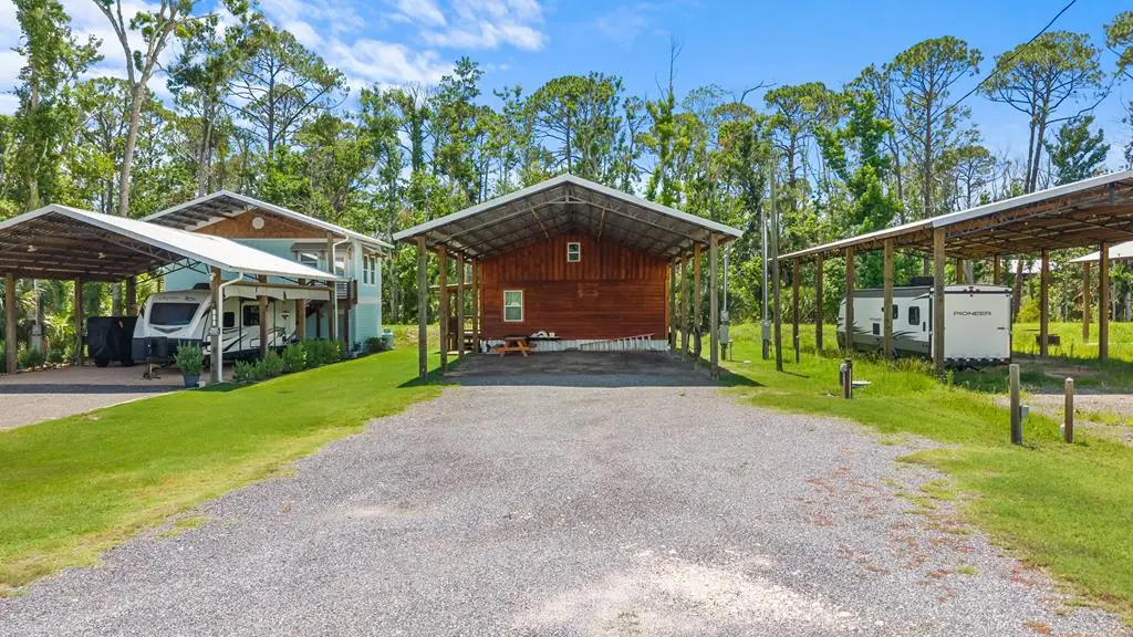 302 NE Main St, Steinhatchee, FL 32359 - #1