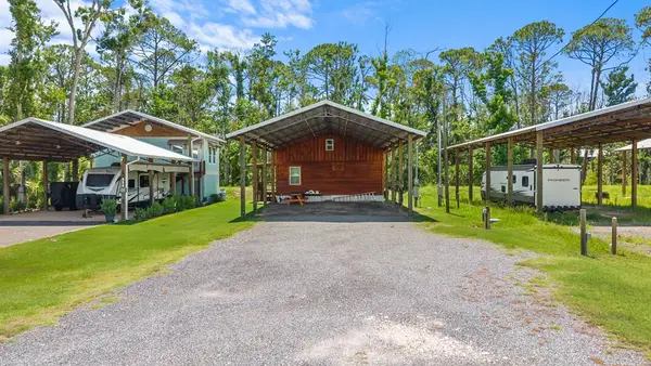 302 NE Main St, Steinhatchee, FL 32359