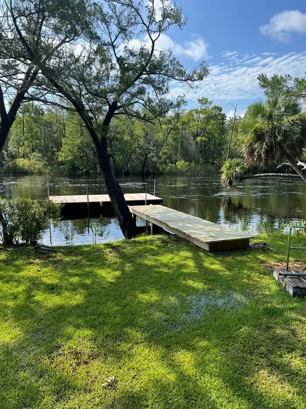 1210 NE Hwy 51, Steinhatchee, FL 32359