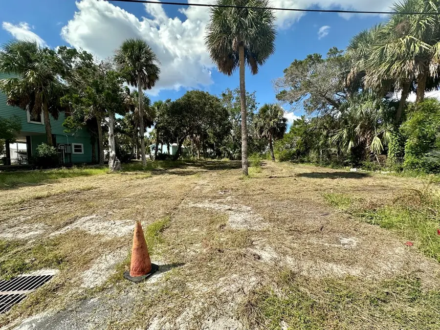 193 2nd St, Cedar Key, FL 32625 - #2