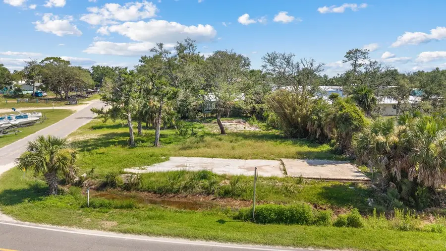 314 SE Twelfth St, Steinhatchee, FL 32359 - #2