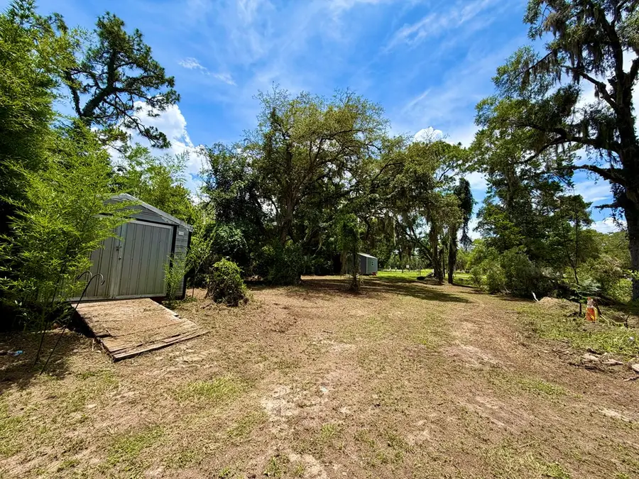 424 Margaret St, Bronson, FL 32621 - #2